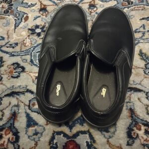 black leather slip on nonslip shoes men's 7 women's 8W
